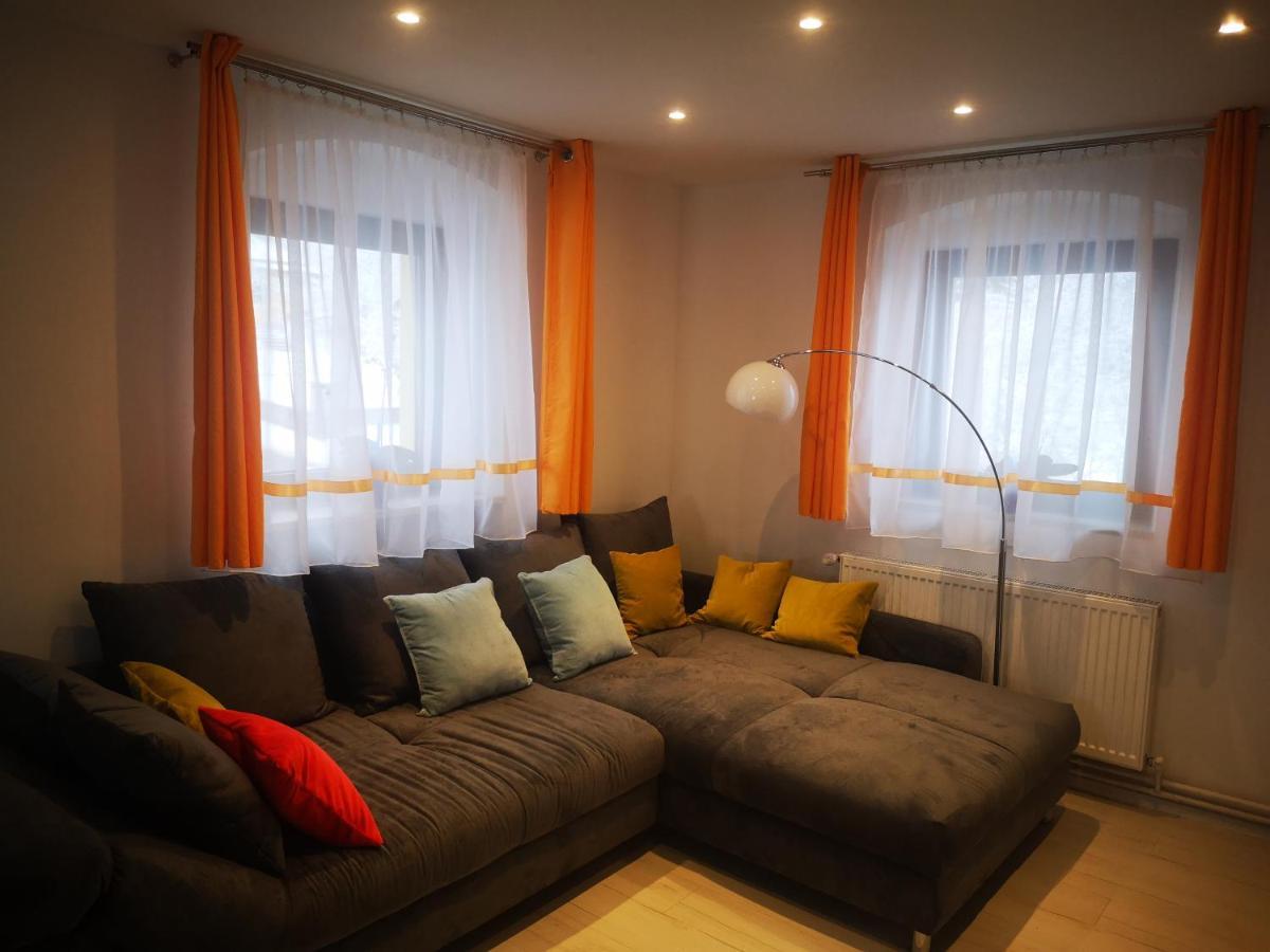 Ferien- Und Businesswohnung Relax Im Ersten Stock Sonnen Bagian luar foto
