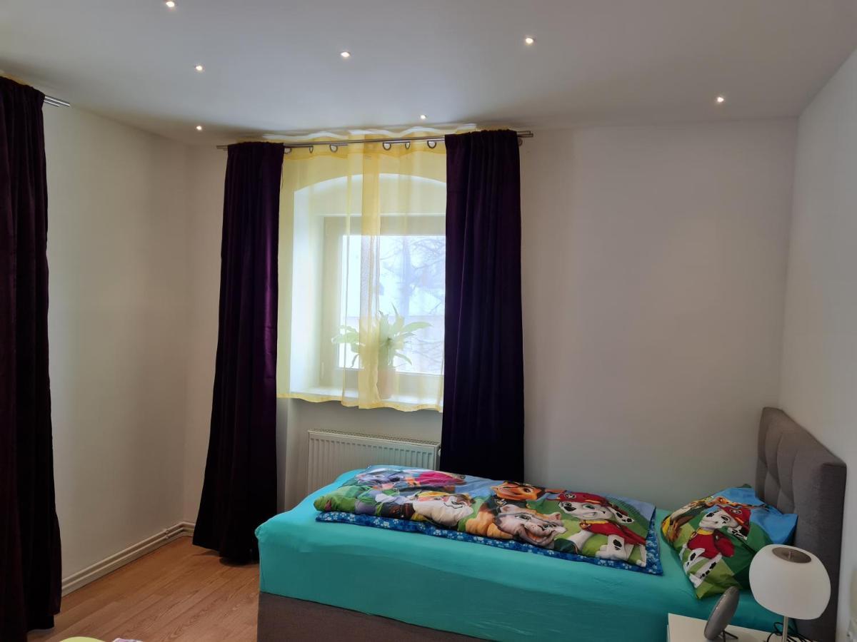 Ferien- Und Businesswohnung Relax Im Ersten Stock Sonnen Bagian luar foto